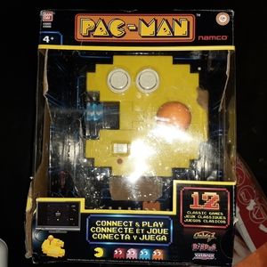Pacman connect and play with 12 other games